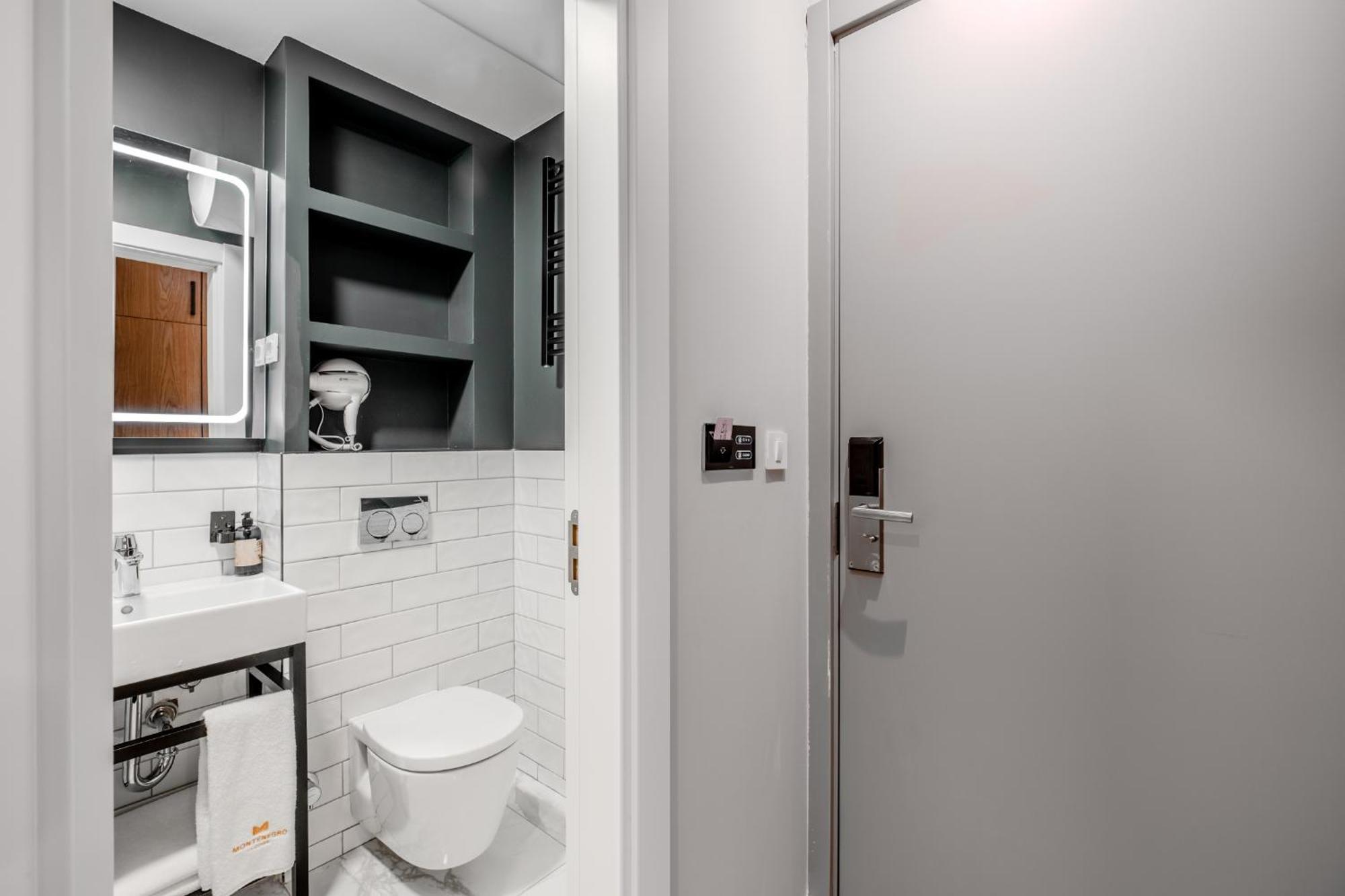 Montenegro Lodge Kavač 객실 사진 Bathroom