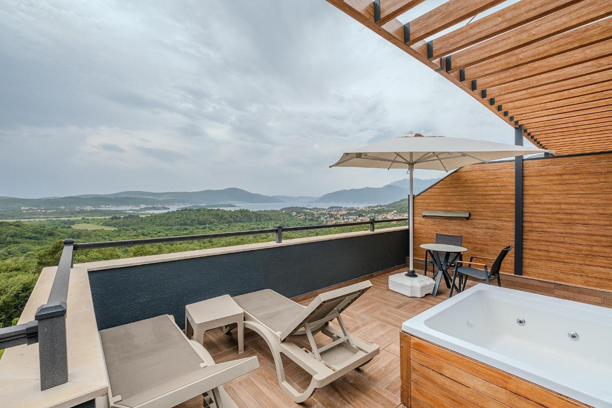 Montenegro Lodge Kavač 객실 사진 Rooftop terrace